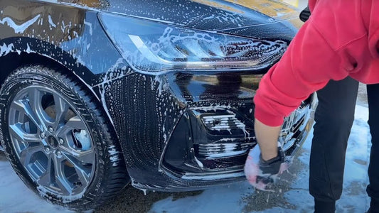 La Cura dell' Auto: Consigli Essenziali per Mantenere la Tua Auto Splendente - Solodettagli