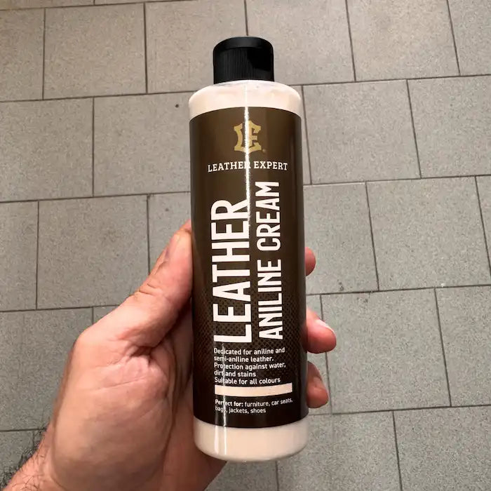 flacone da 250ml di protettivo per pelli aniline
